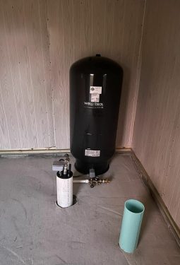 ff8a5b71-e1ed-421c-a83b-45fc11d5ba8f (1)